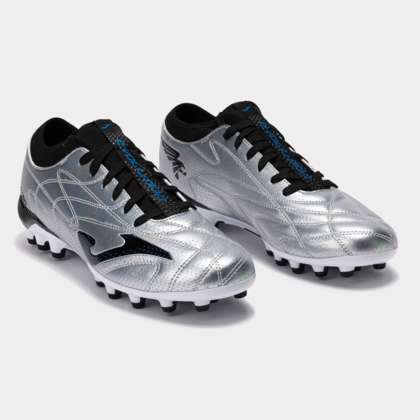 Zapatillas de Fútbol Césped Artificial Hombre Joma Evolution 2512 Plata