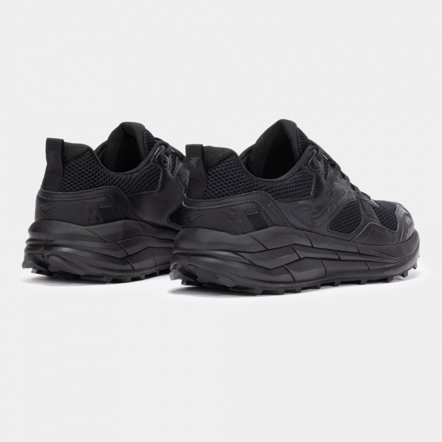 Zapatilla Trekking Hombre Joma Shock 2531 Negro Confortable.